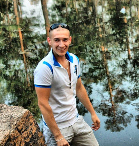 Илья Гончаренко