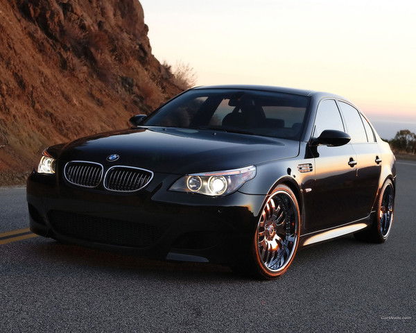 Лилиана Икс