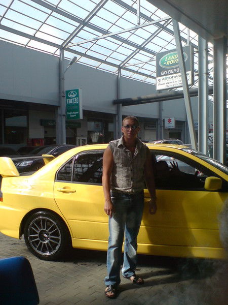 Павел Наумов