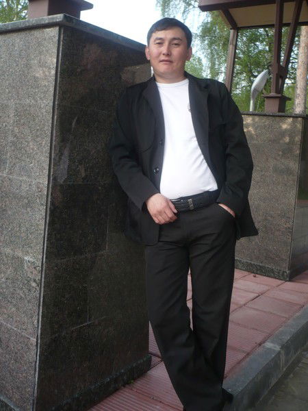 Болот Омуров