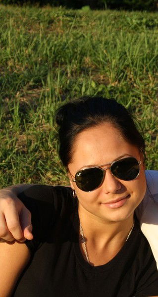 Оля Степанова