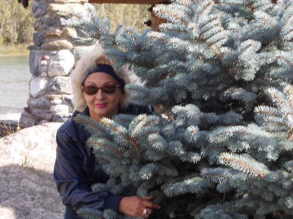 Лариса Околелова (Чеснокова)