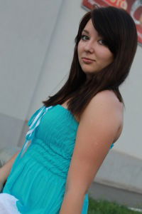 Оленька Милеева