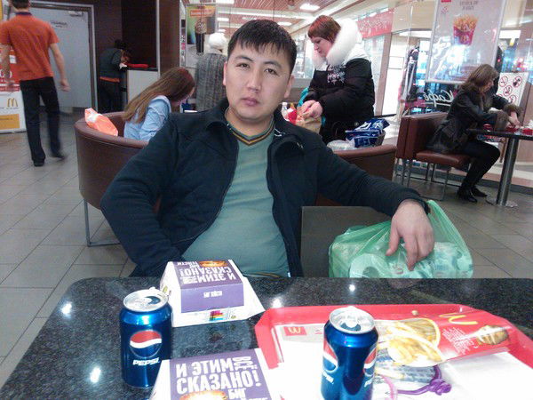 Рустамбек Бурканов