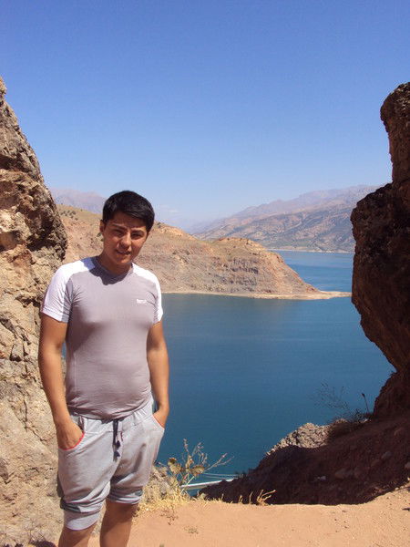 Санжар Назиров