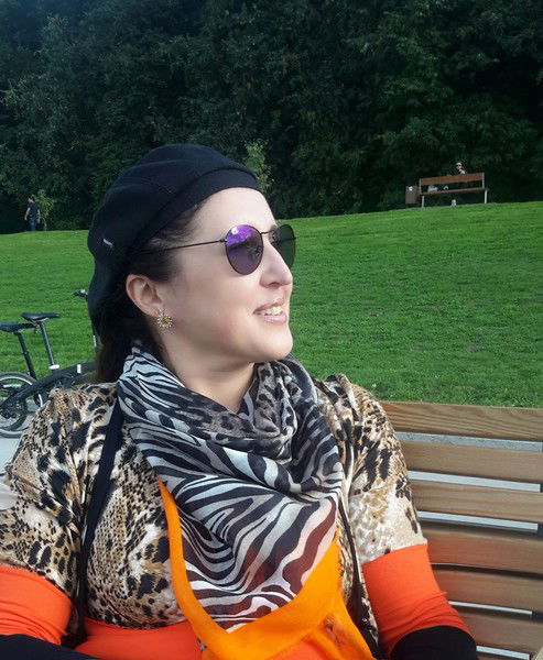 Лариса Лозовая