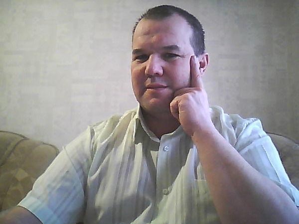 Олег Ахметвалиев