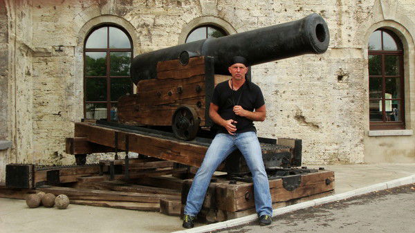 Игорь Великохатский