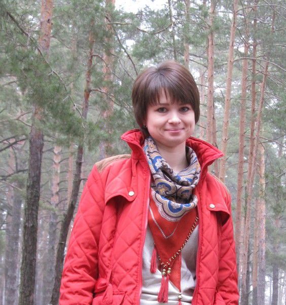 Оля Конопляник