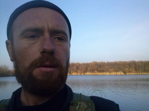 Валентин Д...