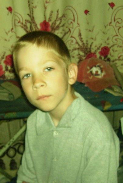 Максим Попов