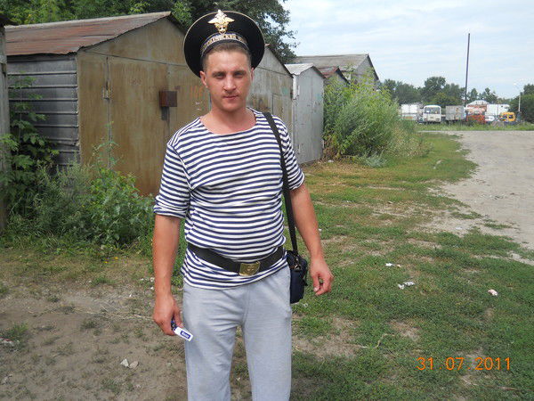 Александр Лекомцев