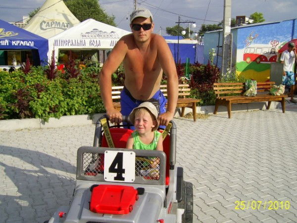 Александр Завгородний