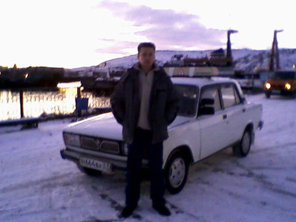 Олег Белозерских