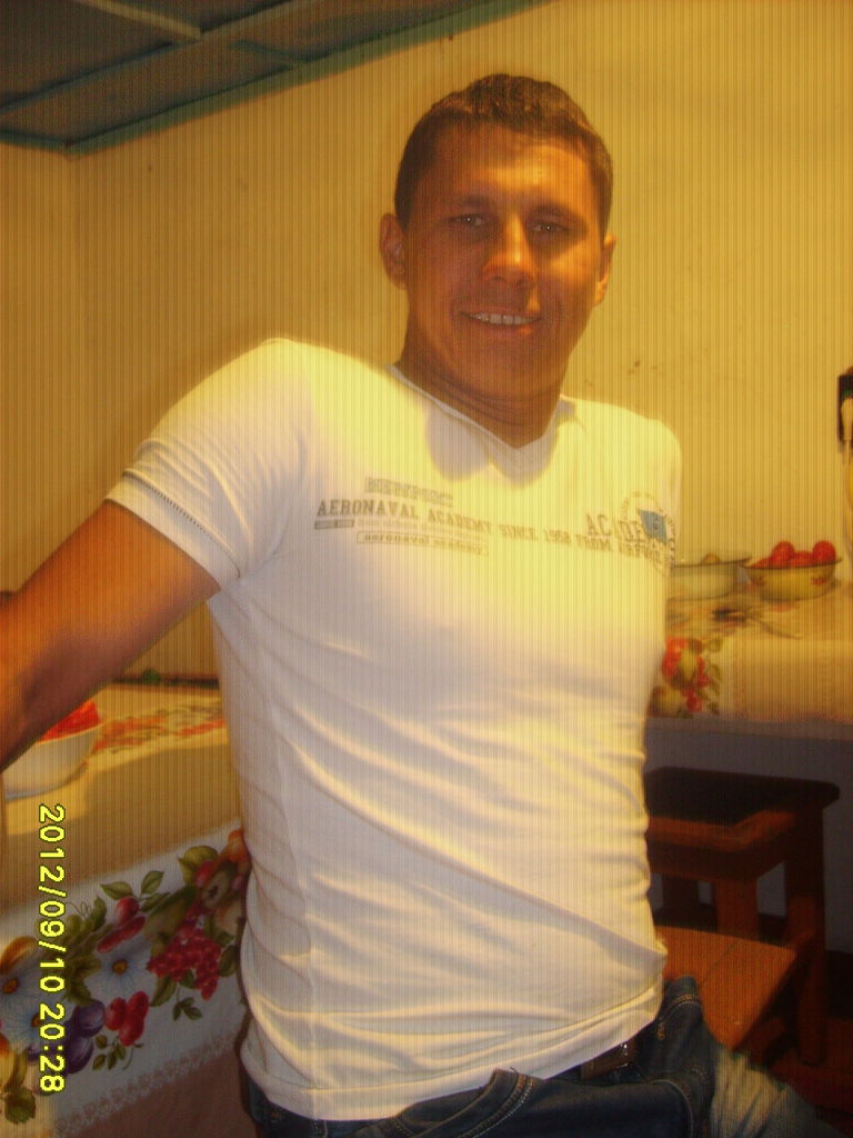 Саня Гнатына