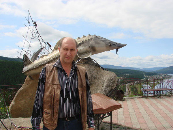 Владимир Яныков