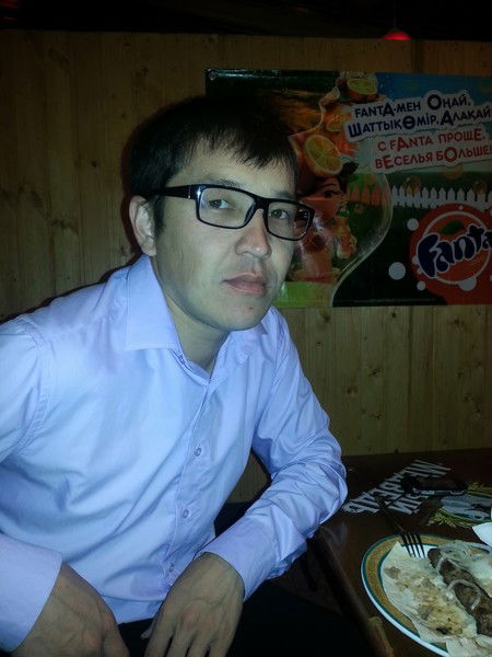 Серик Ташимханов