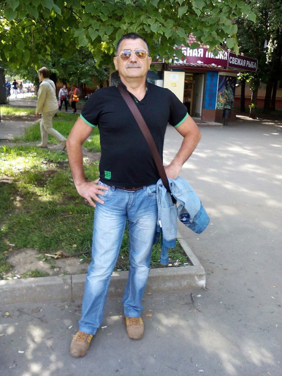 Виктор Сажин