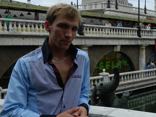 Андрей Безматерных