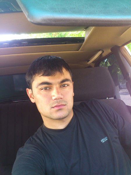 Алишер Хусанов