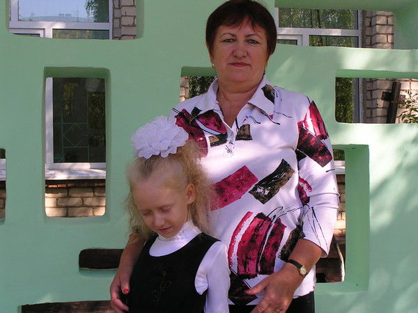 Надя Артемова