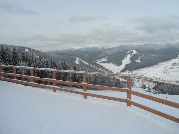 Върата Мєждумірья