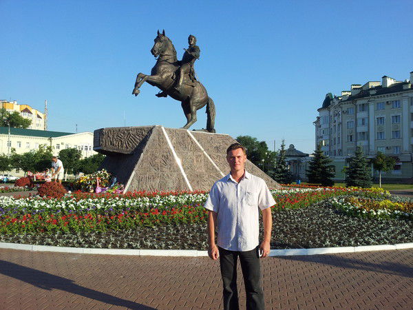 Дмитрий Сучков