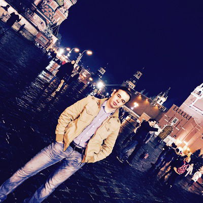 Александр Волков