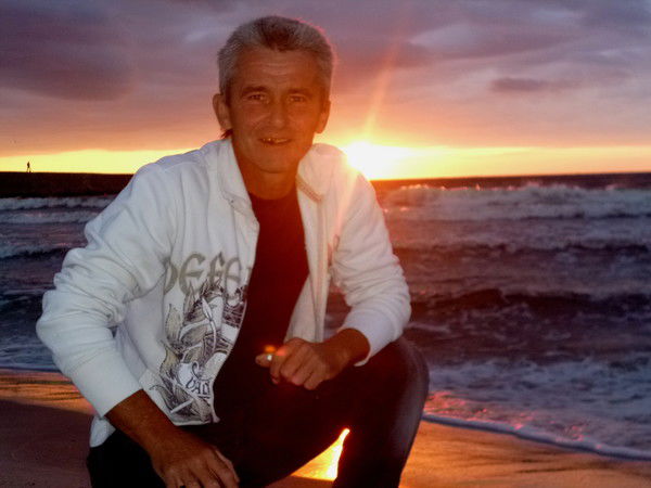 Неизвестно Неизвестно