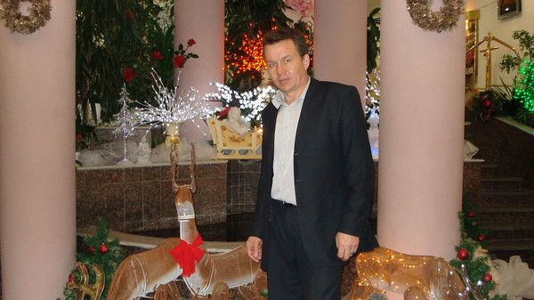 Анатолий Машин