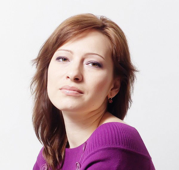 Алена Молчанова