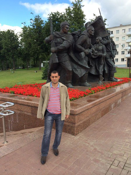 Икром Джумаев