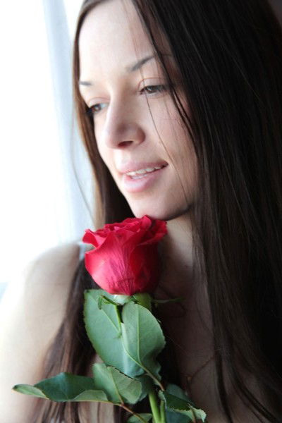 Оля Синельникова