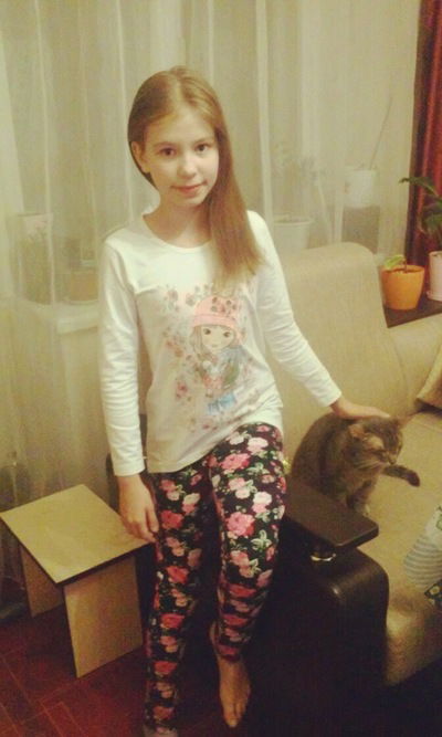 Саша Сапожникова