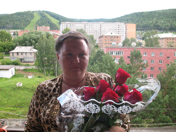 Анна Захарова