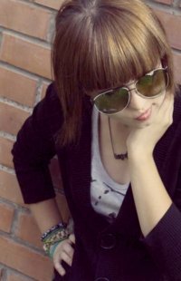 Лена Нешатаева