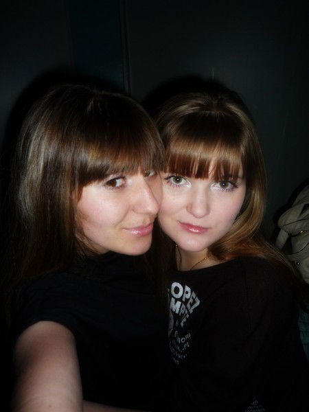 Оленька ******