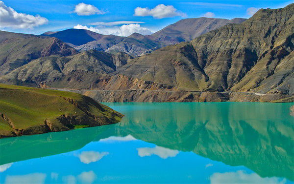 Анжела Неизвестно