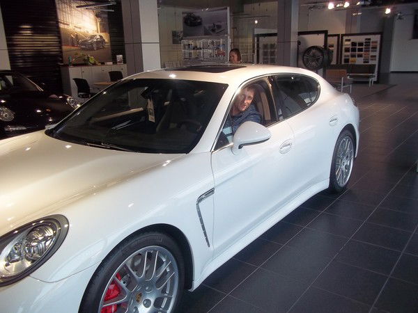 Александр Коннов