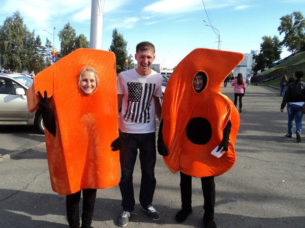 Виктор Адамов