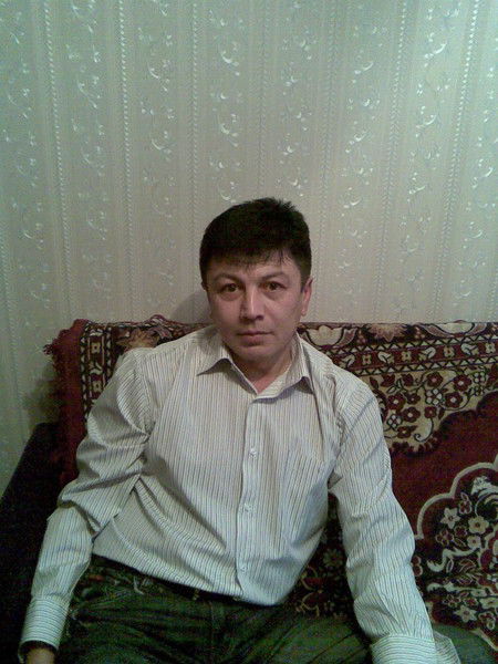 Пархат Елахунов