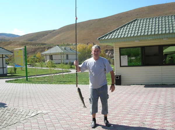 Виктор Ребров