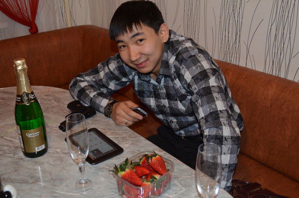 Алимжан Тлешев