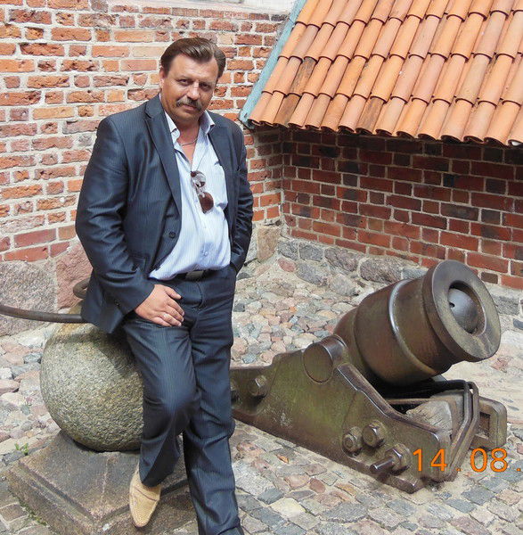 Алексей Мельников