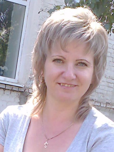 Лена Ампилогова