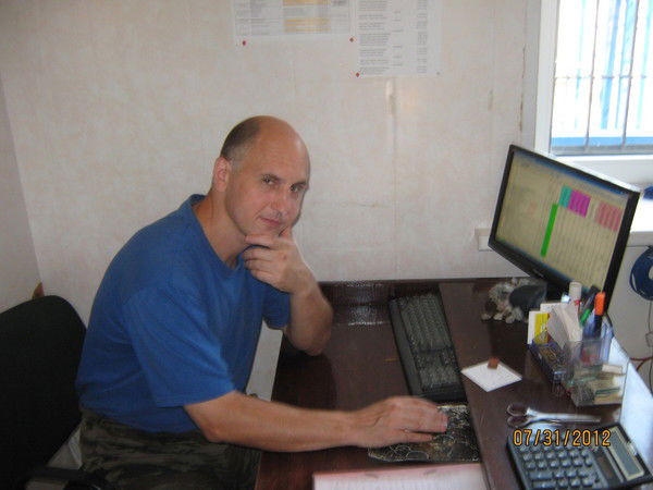 Алекс Корней