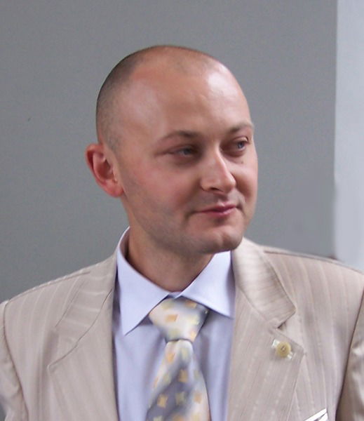 Неизвестно Неизвестно