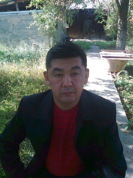 Серик Актаев