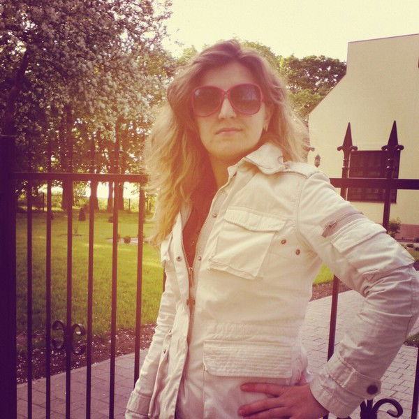 Оля Домбровская