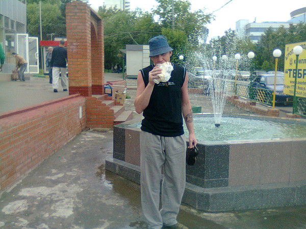 Андрей Кулешов